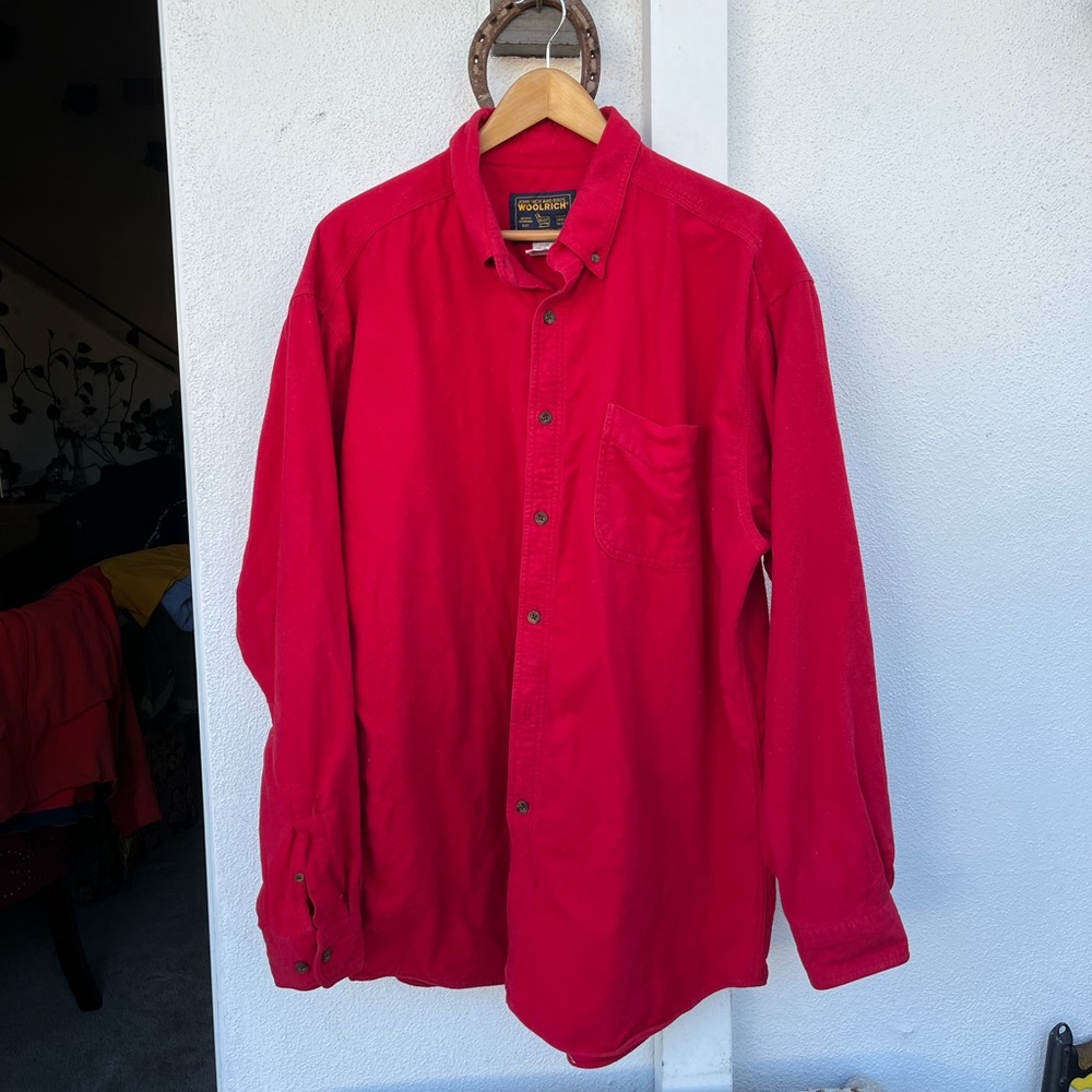 Vintage 80s Men's Woolrich Button Down Cotton Shirt (Large)